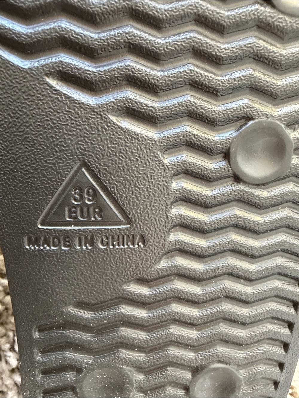 Women’s Slides EUC - Picture 3 of 3